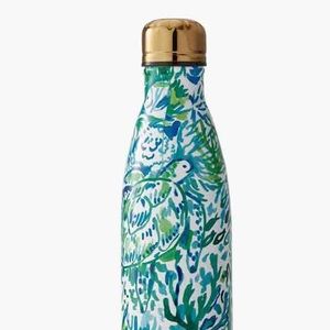 New 17 oz S’well x Lilly Pultizer Bottle